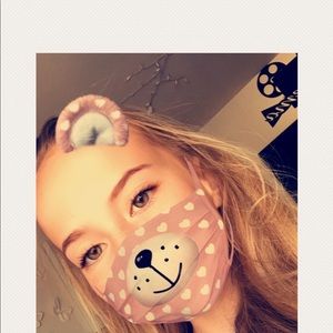 Meet your Posher, Makayla